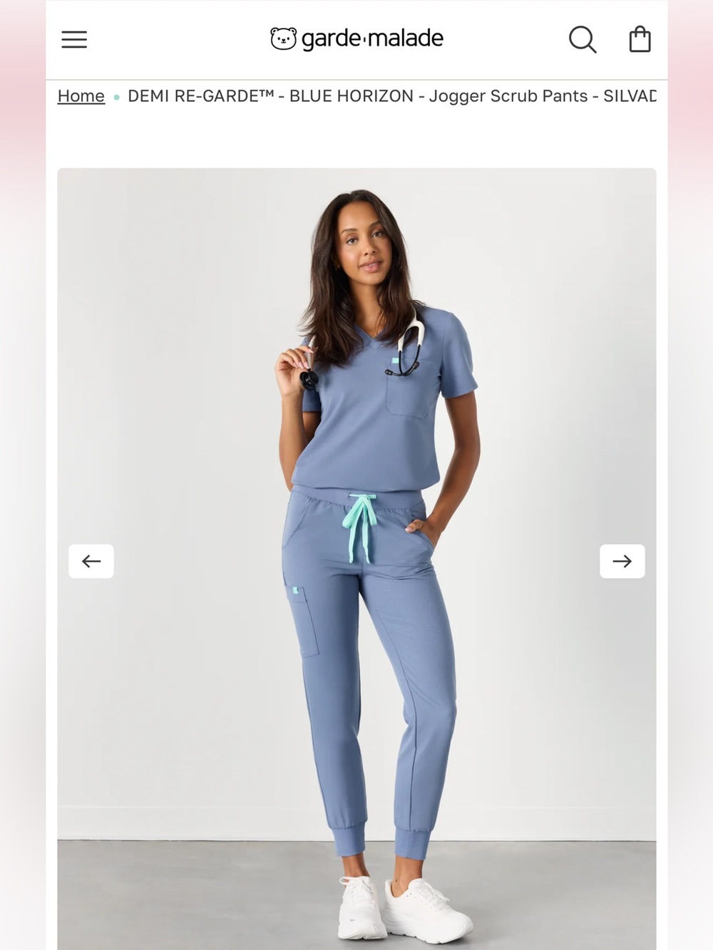 GARDE MALADE Blue Horizon Scrub Set
Top size: Small
Top size: Medium
